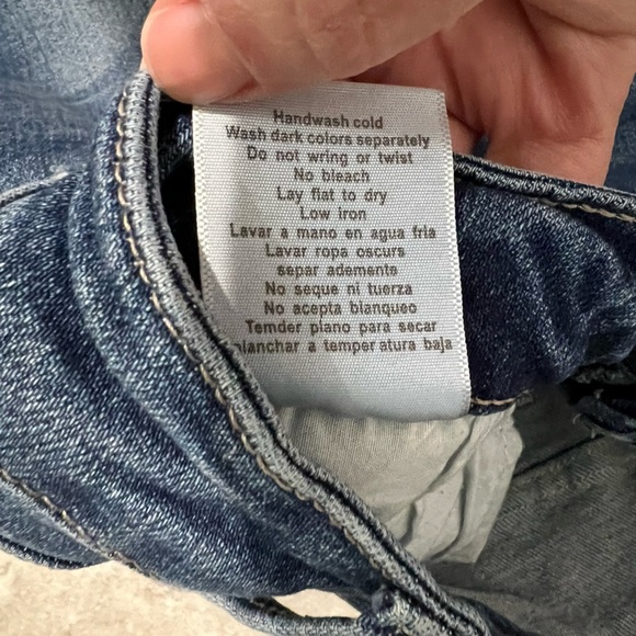 Judy Blue Distressed Blue Jeans - Picture 6 of 8